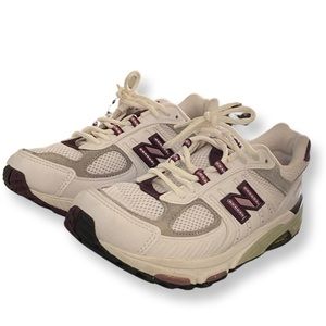 New Balance motion control 1123 Running Shoes